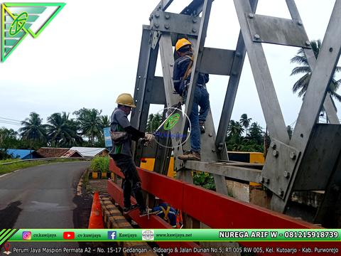 Pengencangan Baut Jembatan Lemau - Bengkulu