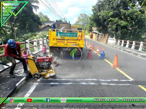 Expansion Joint Asphaltic - Jembatan Karang Gawang Yogyakarta