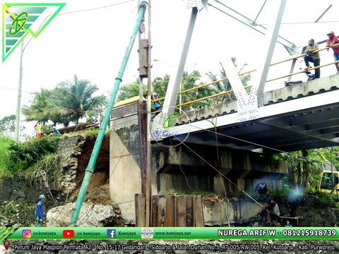 Pemancangan Sheet Pile Baja Jembatan Kali Keruh – Jawa Tengah