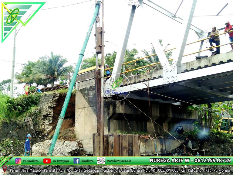 Pemancangan Sheet Pile Baja Jembatan Kali keruh - Jawa Tengah