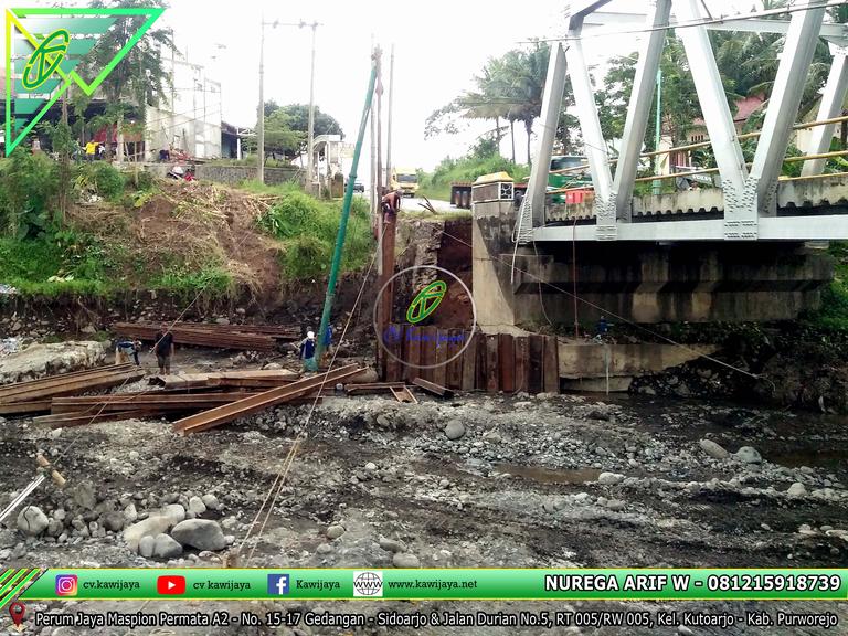 Pemancangan Sheet Pile Baja Jembatan Kali keruh - Jawa Tengah