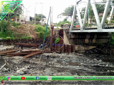 Pemancangan Sheet Pile Baja Jembatan Kali keruh - Jawa Tengah
