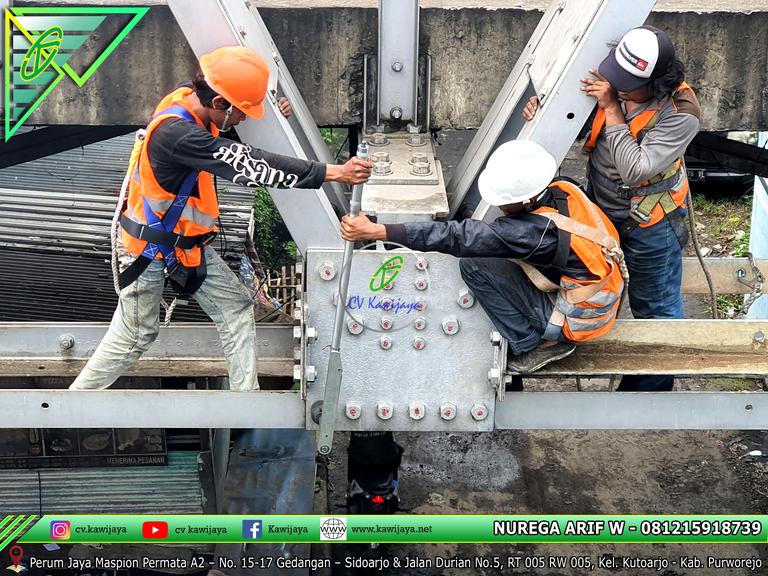 Pengencangan Baut Jembatan Lemau - Bengkulu