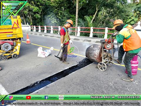 Expansion Joint Asphaltic - Jembatan Karang Gawang Yogyakarta