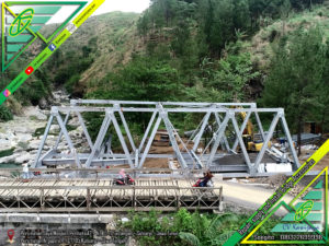 Erection Jembatan Rangka Baja kali keruh - watu kumpul pemalang (tipe B-60)